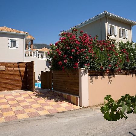 Le Torri Villas By Nidri Holiday Villas Luaran gambar