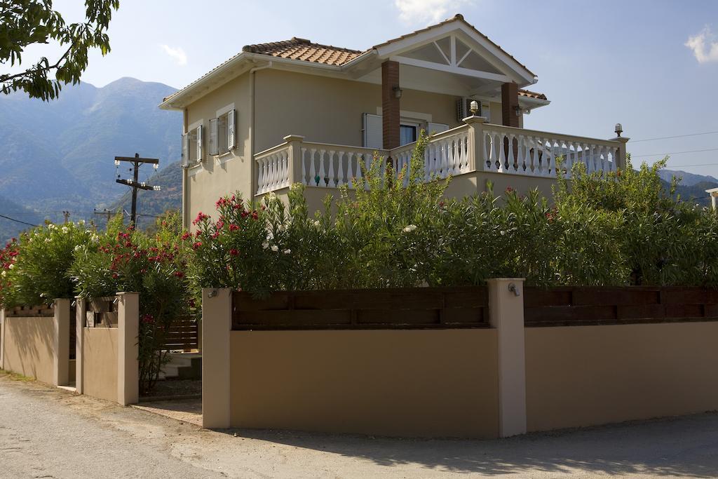 Le Torri Villas By Nidri Holiday Villas Luaran gambar