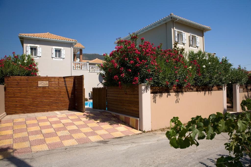Le Torri Villas By Nidri Holiday Villas Luaran gambar